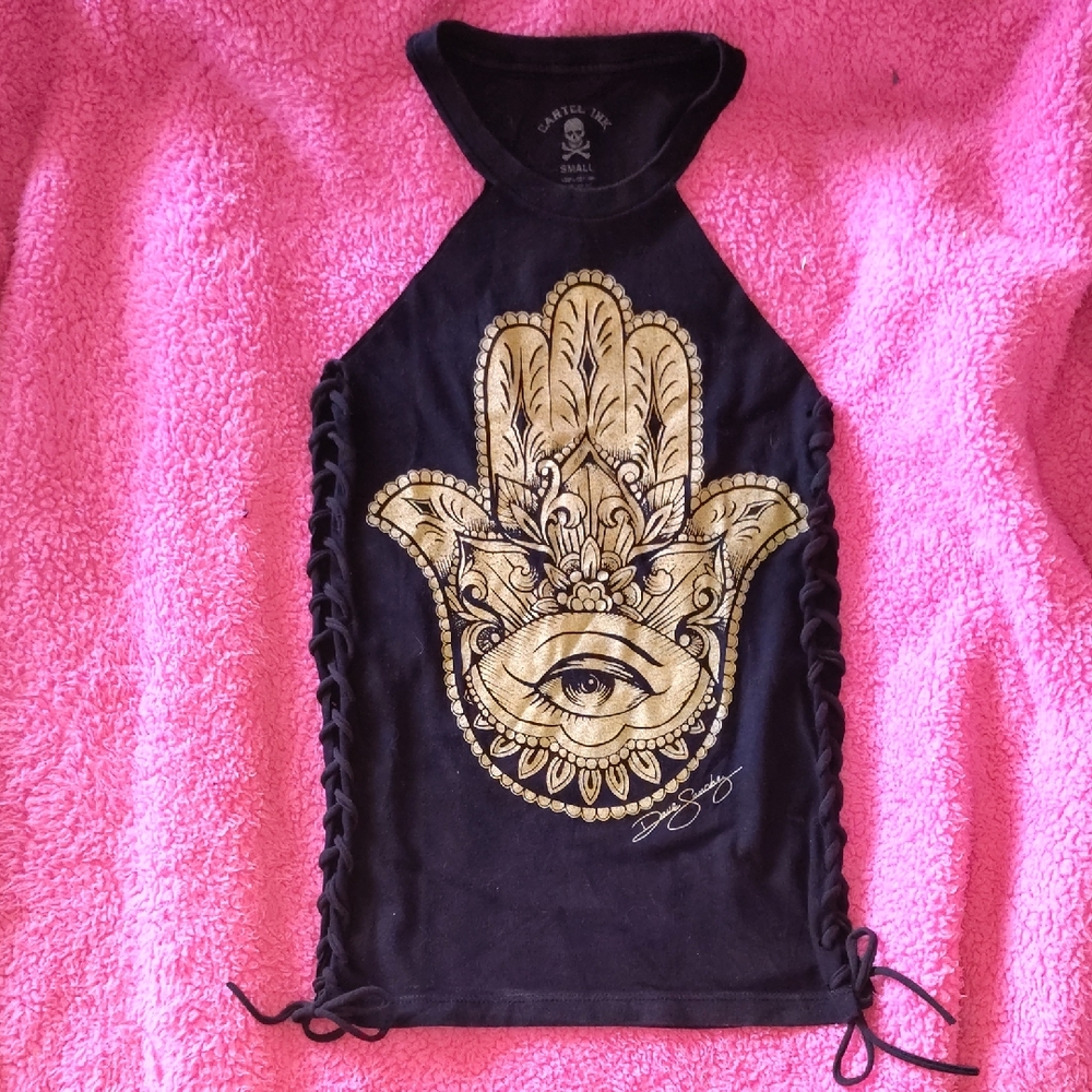 Black Sleeveless Tank Top with Cream Hamsa Cut Out